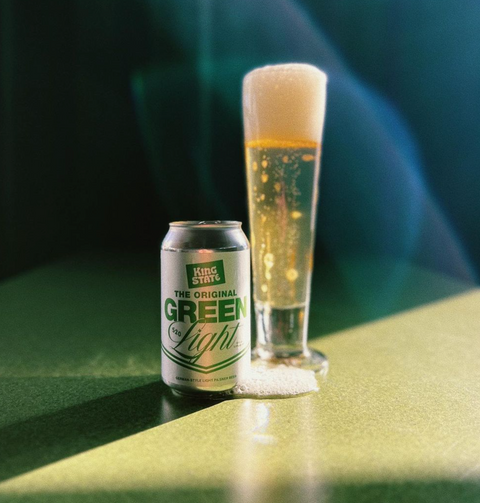 King state Green Light in mug 